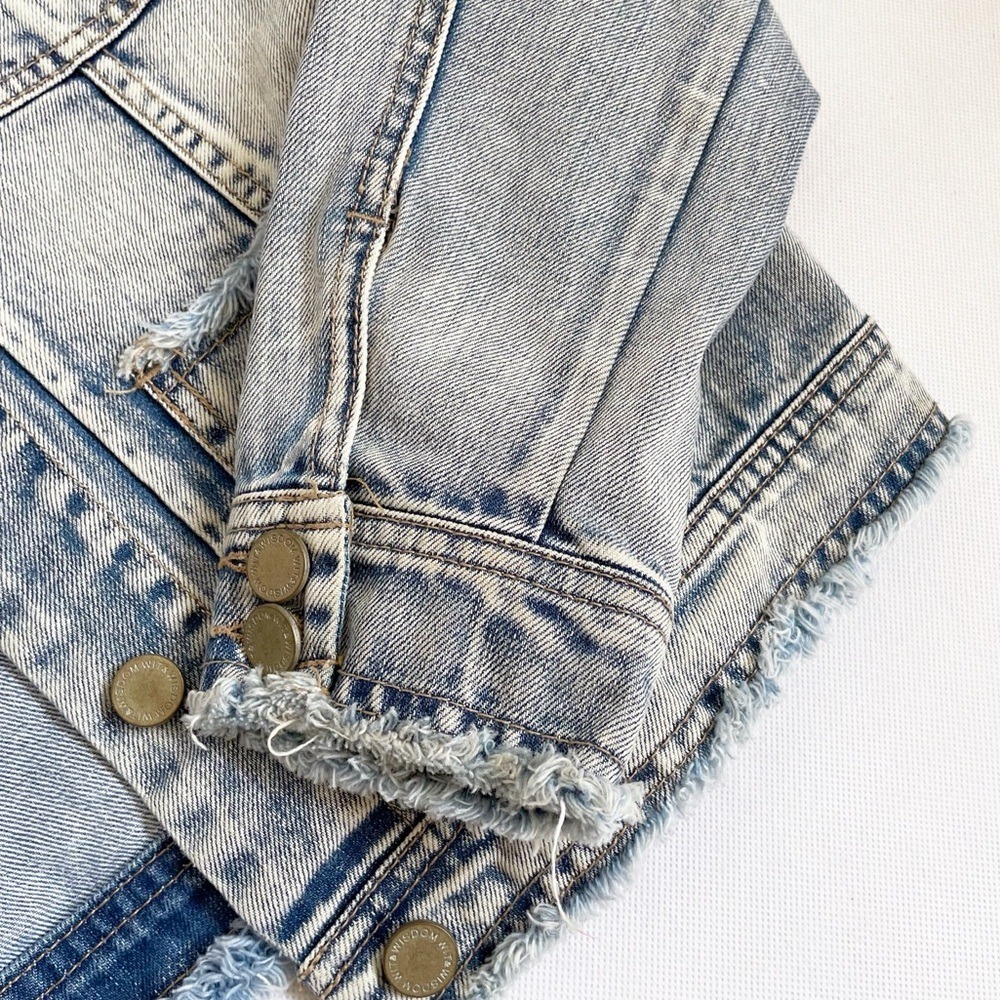 Wit & Wisdom Boho UrbanStreetwear Raw Hem Acid Wash Denim Jacket - Picture 8 of 13